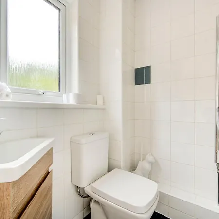 Guestready - Pacific West Coast In Canada Water Apartment London