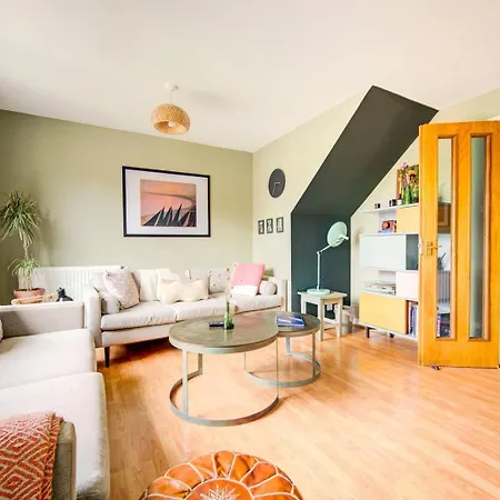 Guestready - Pacific West Coast In Canada Water Apartment London