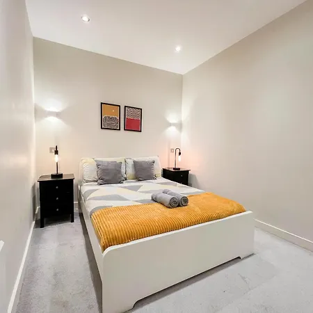 Charming 1-bedroom Haven Near The Shard In Elephant & Castle Apartment London