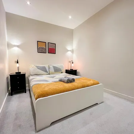 Charming 1-bedroom Haven Near The Shard In Elephant & Castle Apartment