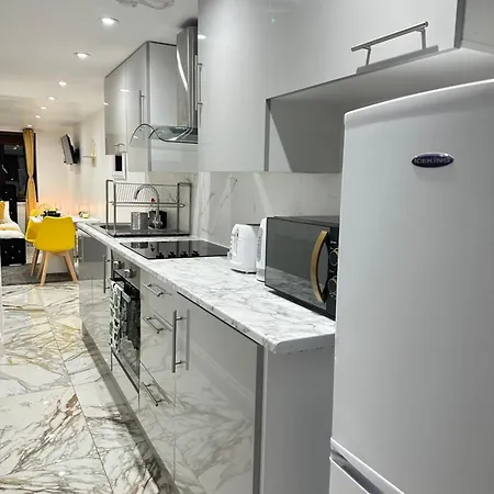 Tower Bridge Apartment London
