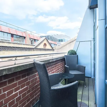 Aparthotel Servised On Artillery Lane