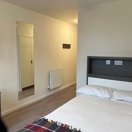Cosy Private Ensuites And In The Heart Of Cheltenham