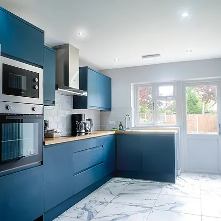 Royal Luxe 6 Bed House In London Apartment *