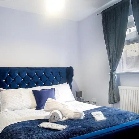 Apartment Royal Luxe 6 Bed House In London