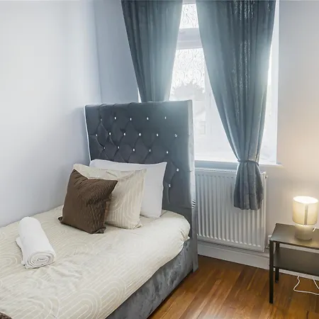 Royal Luxe 6 Bed House In London Bexleyheath
