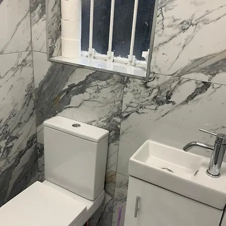 One Bedroom Apartment