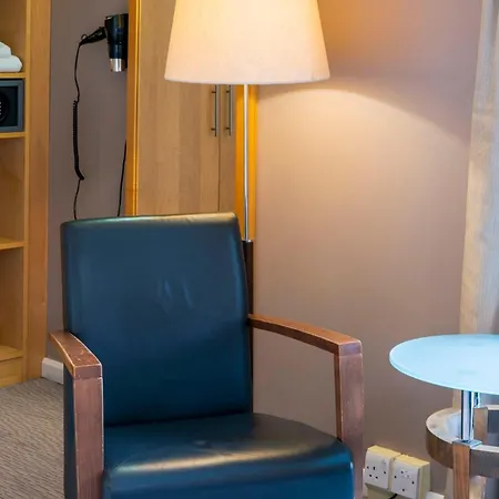 London Lock By Ihg Brentford