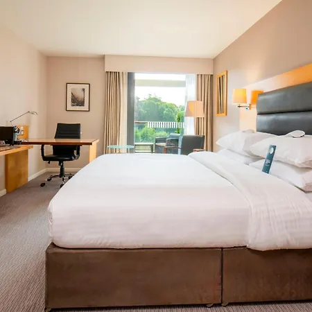 London Lock By Ihg Hotel Brentford