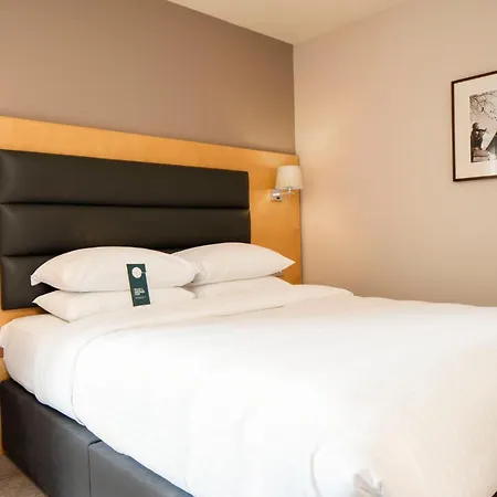 Hotel London Lock By Ihg Brentford
