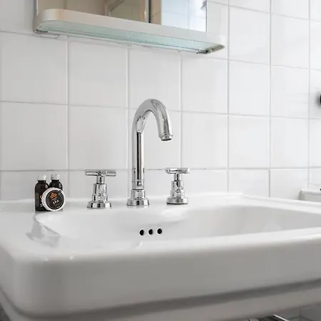 Cozy Private 1-bedroom Short Term & Flexible Renting Hoxton With Free Wifi *