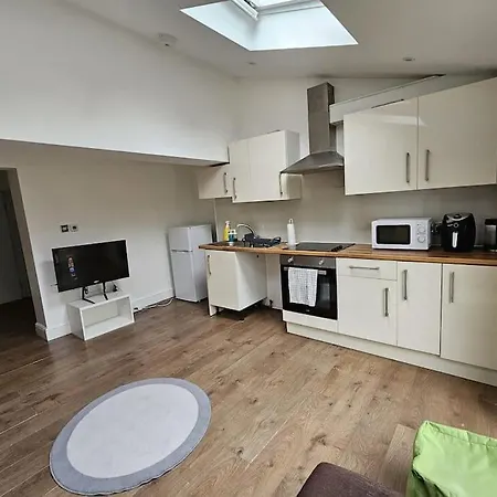 Apartmán Beautiful Garden Flat Near