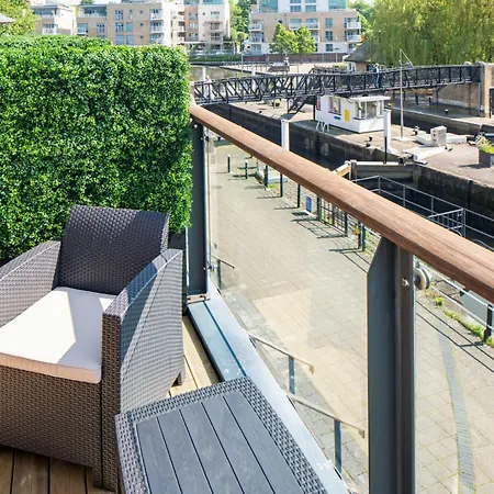 London Lock By Ihg