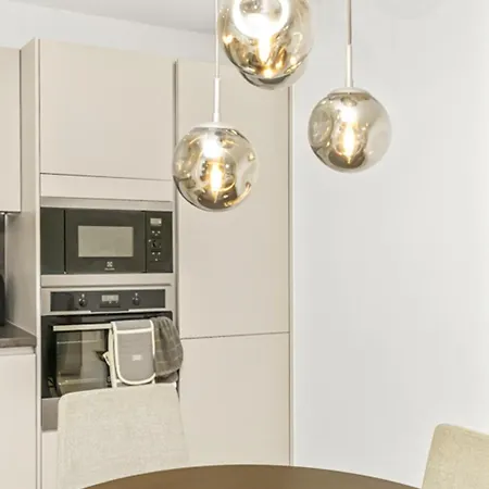 Appartement Stylish Surrey Quays - 10 Mins From Station Londen