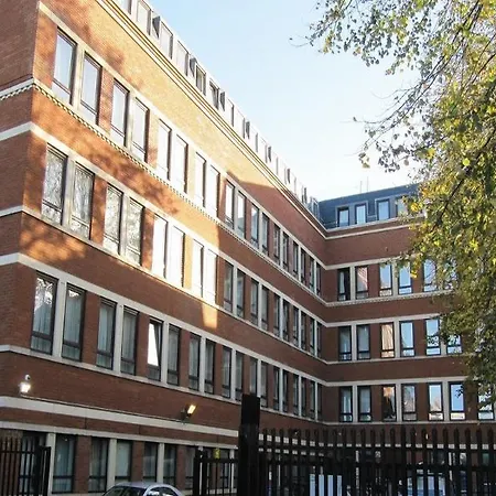 Ramada - Heathrow East Hounslow