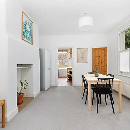 Apartment Pass The Keys Centrally Located Stylish Flat London