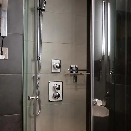 Hotel Montcalm Brewery, 5*