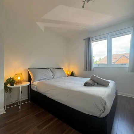Beckton With Free Parking * London