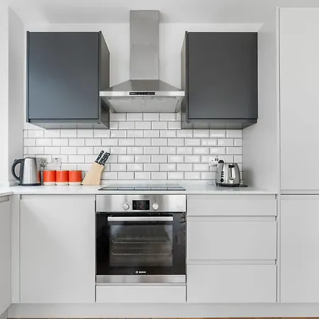 And Bright 1 Bedroom Flat - Peckham *