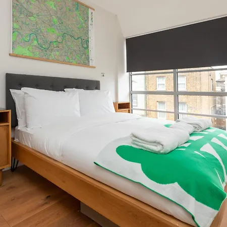 And Bright 1 Bedroom Flat - Peckham Apartment London