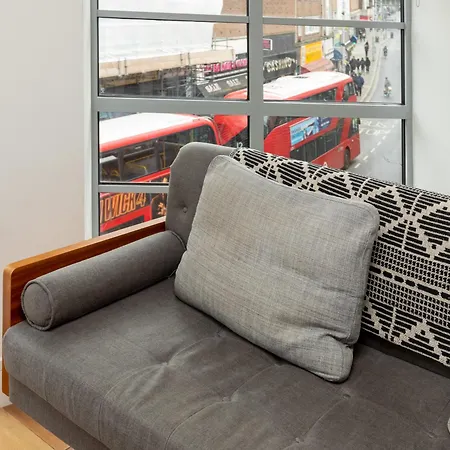And Bright 1 Bedroom Flat - Peckham * London