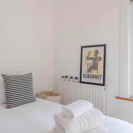 Stylish & Homely 1bd Flat - Walthamstow! * London
