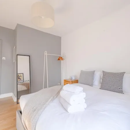 Stylish & Homely 1bd Flat - Walthamstow!