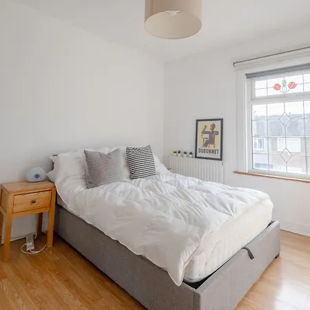 Stylish & Homely 1bd Flat - Walthamstow! London