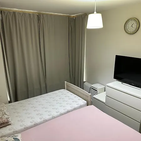 2 Bed Flat In