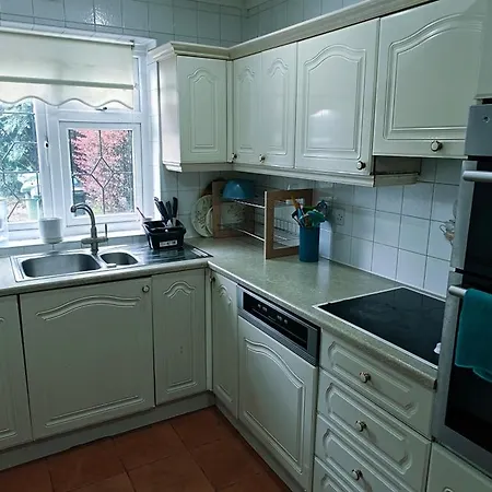Family House In Greenwich Villa Eltham