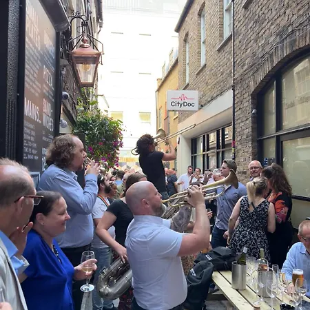 Hostel St Christopher's The - Bridge London
