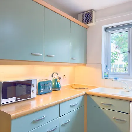 Apartment Last-minute Reserve L Modern 2 Double Bed For 5 Guests L Hofin Short Lets & Serviced London