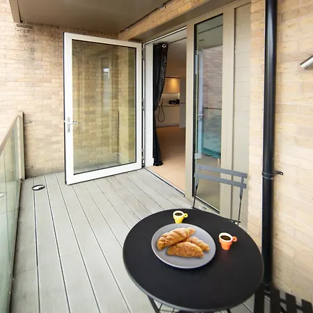 Apartment Heathrow Haven Yiewsley