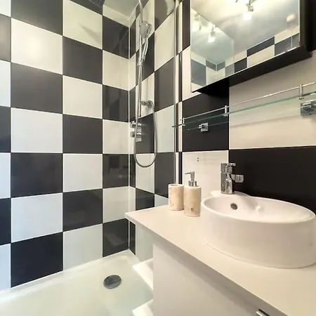 Last-minute Reserve L Modern 2 Double Bed For 5 Guests L Hofin Short Lets & Serviced * London
