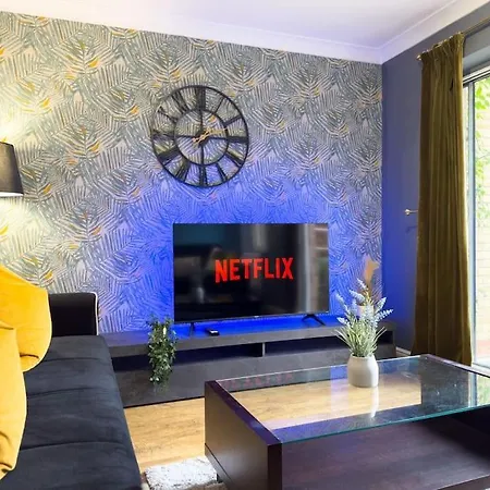 Apartment Last-minute Reserve L Modern 2 Double Bed For 5 Guests L Hofin Short Lets & Serviced
