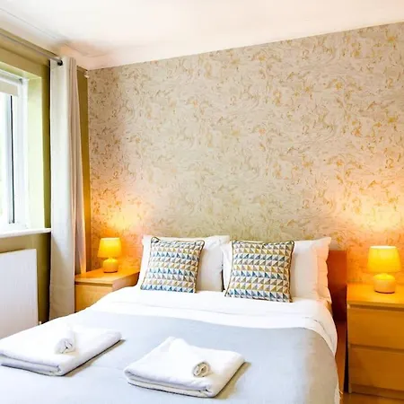 Last-minute Reserve L Modern 2 Double Bed For 5 Guests L Hofin Short Lets & Serviced London
