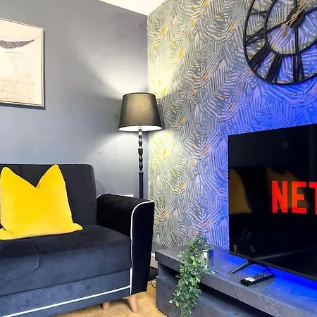Apartment Last-minute Reserve L Modern 2 Double Bed For 5 Guests L Hofin Short Lets & Serviced *