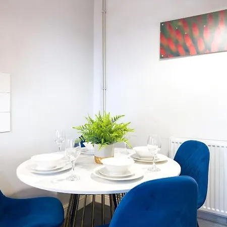 Last-minute Reserve L Modern 2 Double Bed For 5 Guests L Hofin Short Lets & Serviced Apartment London