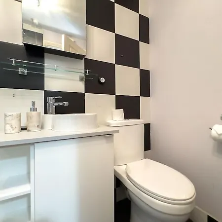 Last-minute Reserve L Modern 2 Double Bed For 5 Guests L Hofin Short Lets & Serviced * London
