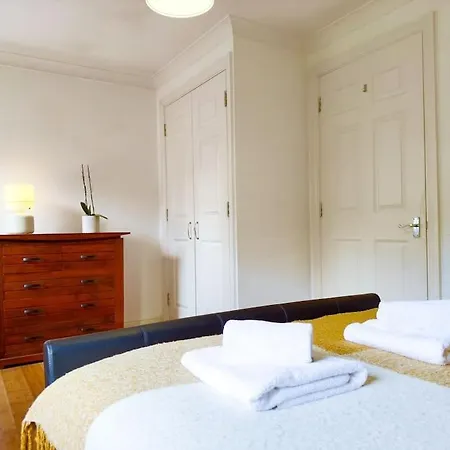 Last-minute Reserve L Modern 2 Double Bed For 5 Guests L Hofin Short Lets & Serviced Apartment