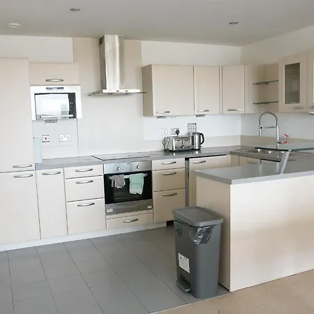 Docks Excel Apartment
