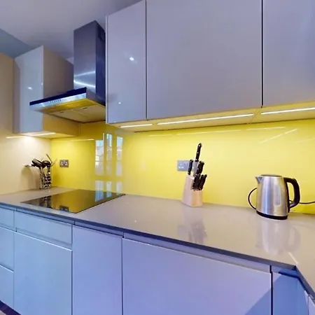 Skylights 2 Bed Lewisham Catford - Long Reservations Allowed Apartment London