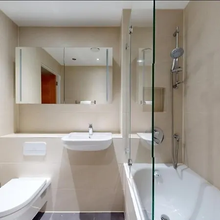 Apartment Skylights 2 Bed Lewisham Catford - Long Reservations Allowed London