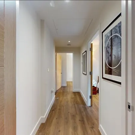 Skylights 2 Bed Lewisham Catford - Long Reservations Allowed Apartment *
