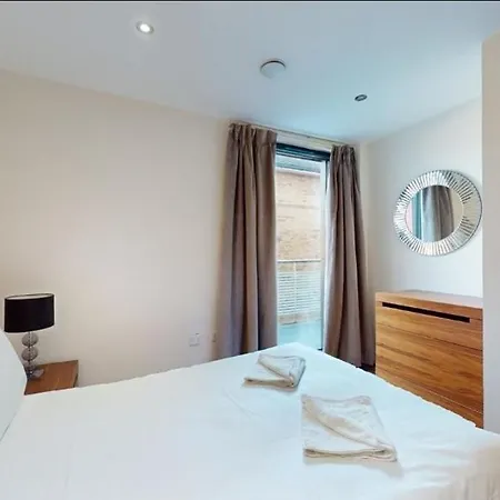 Skylights 2 Bed Lewisham Catford - Long Reservations Allowed Apartment *