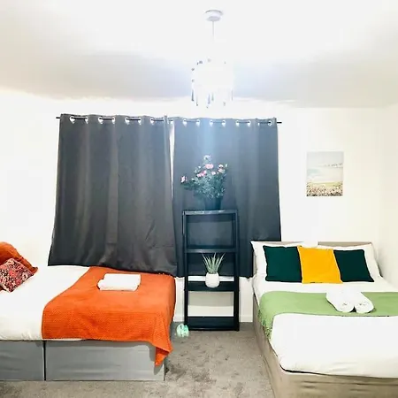 Fantastic Flat In Great Location