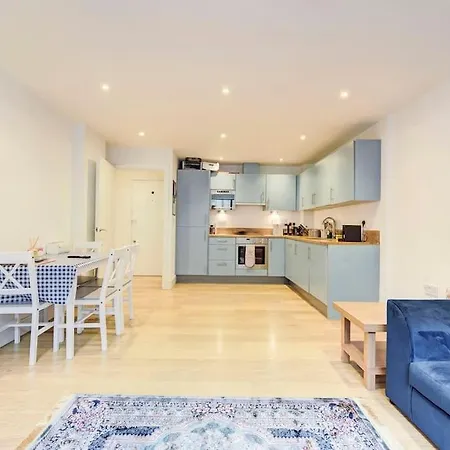 Apartment Prime Location In Tower Bridge, 2 Bedroom
