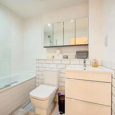 Apartment Prime Location In Tower Bridge, 2 Bedroom