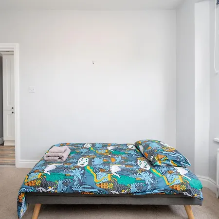 Apartment Lovely & Bright 1 Bedroom Flat In London's Zone 2