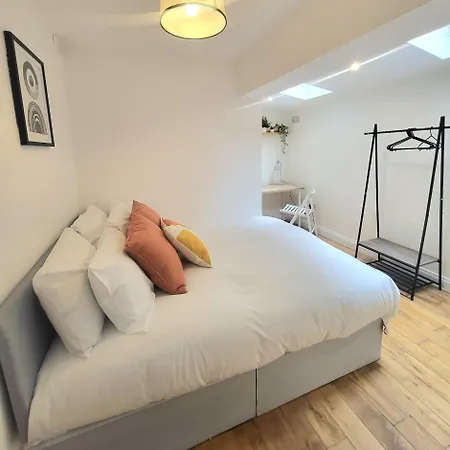 Maison d'hôtes En-suite Double - Leytonstone E11 *